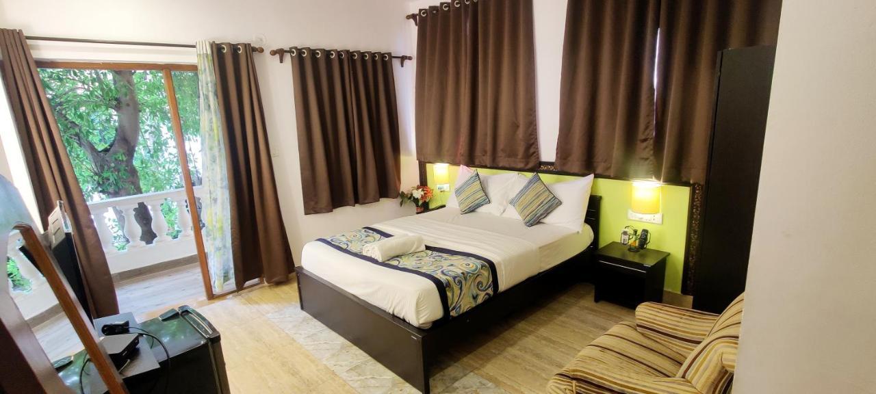 Wtf My House Hotell Baga Eksteriør bilde