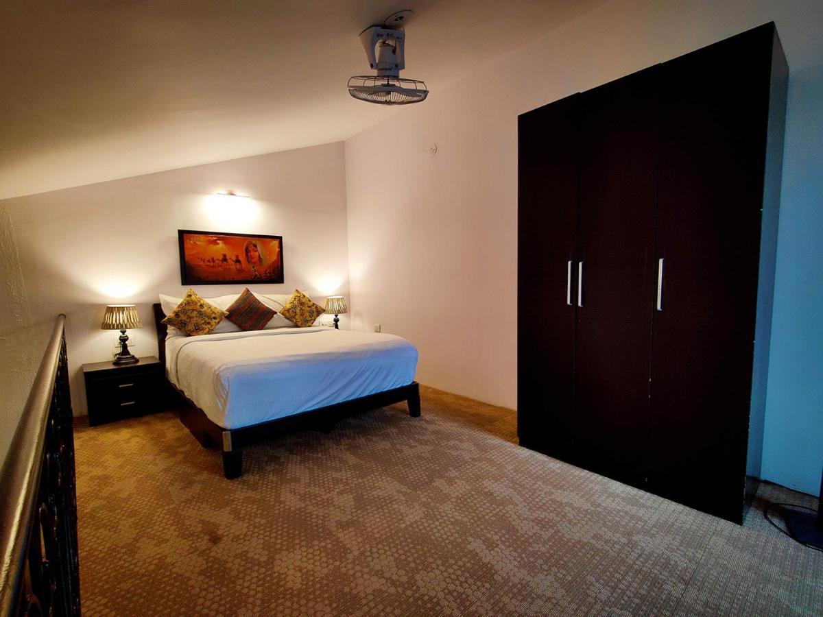 Wtf My House Hotell Baga Eksteriør bilde