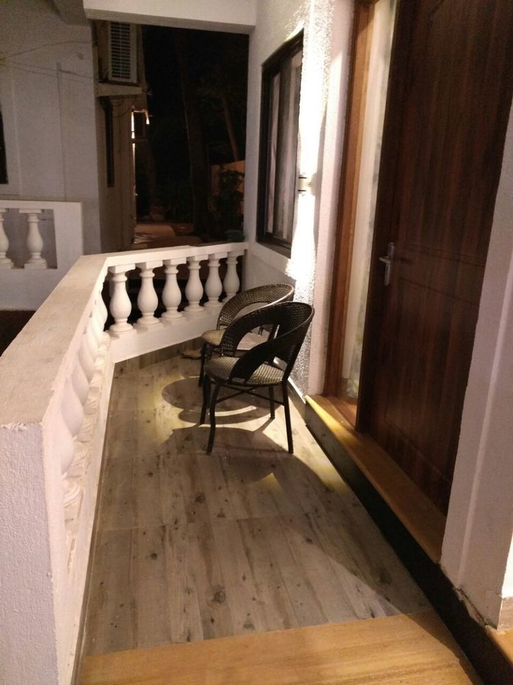 Wtf My House Hotell Baga Eksteriør bilde
